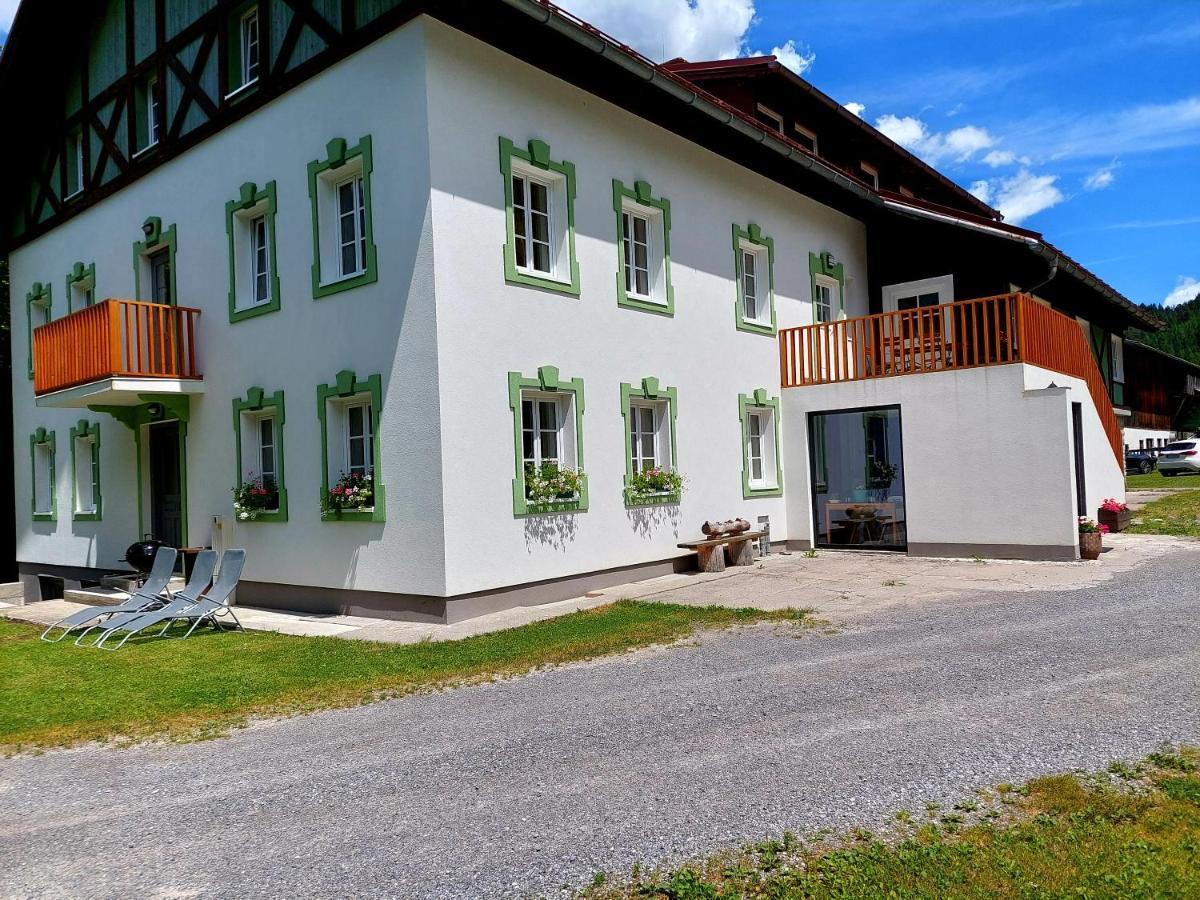 De Nussi's 2 Bach (Tyrol)