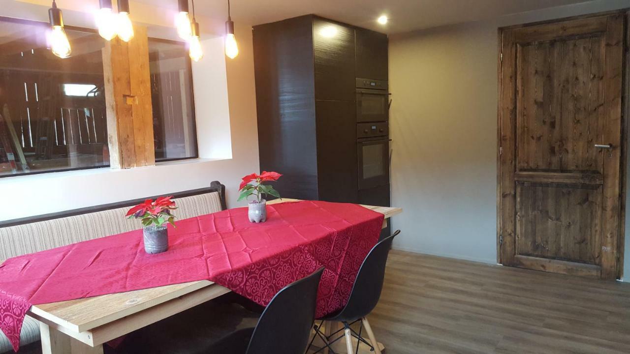 De Nussi's 2 Apartment Bach (Tyrol)